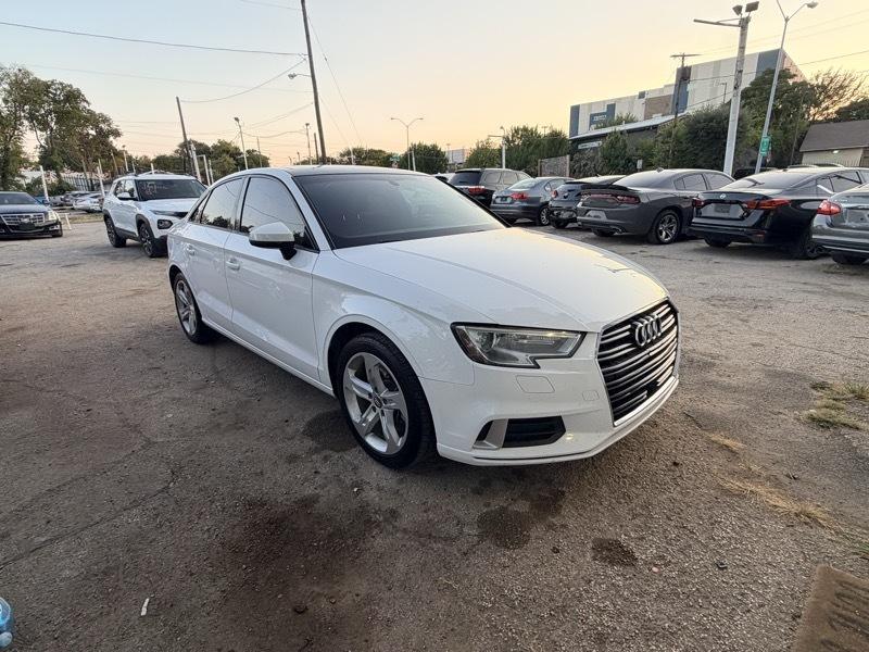 audi a3 sedan 2017 WAUAUGFF6H1026425 image audi a3 sedan 2017 WAUAUGFF6H1026425 image